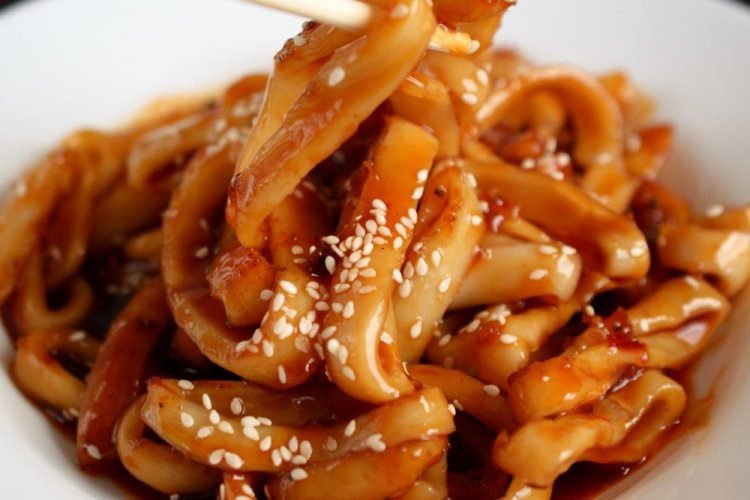 Calamares fritos en salsa de soja con miel