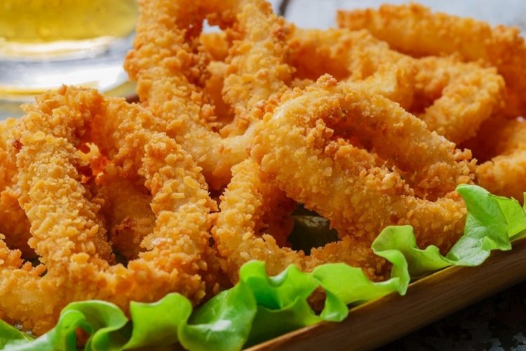Calamares fritos empanados