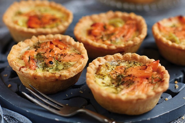 Baked Tartlets with Red Fish