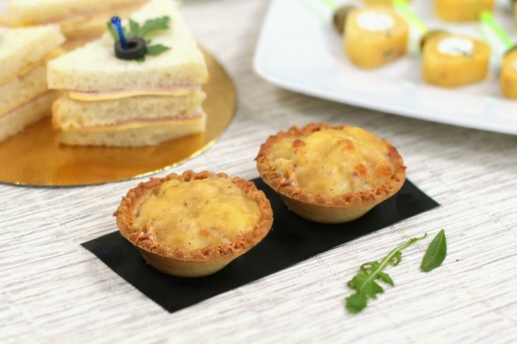 Baked Tartlets with Bryndza in the Oven