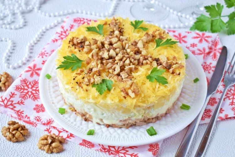 Layered Chicken Breast and Pineapple Salad