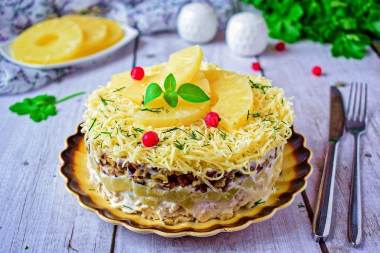 Layered Chicken Breast, Pineapple, and Mushroom Salad