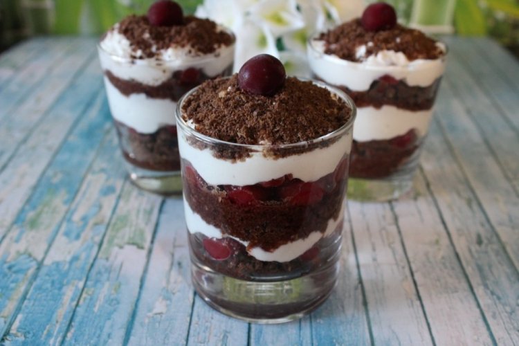 Trifle with Cherry and Chocolate