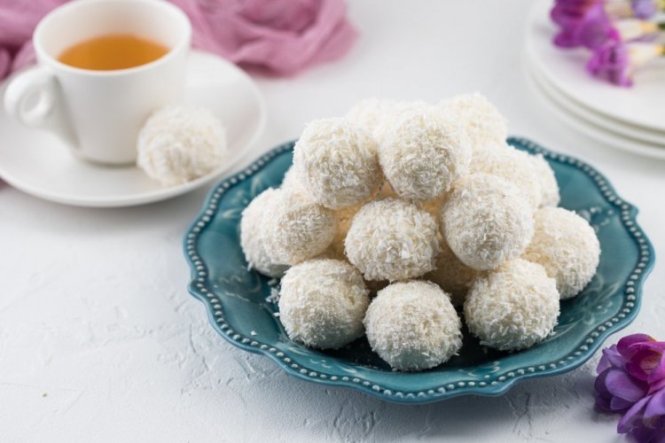 Homemade Raffaello