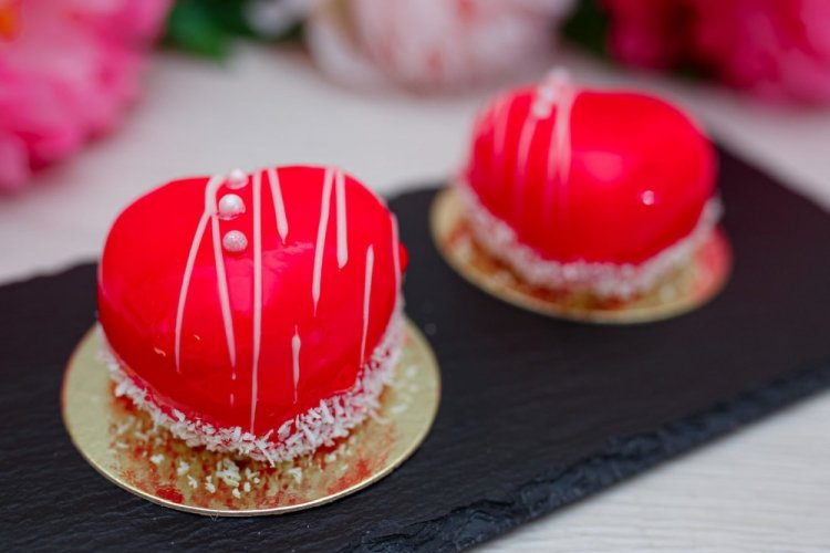 Strawberry Mousse Cake