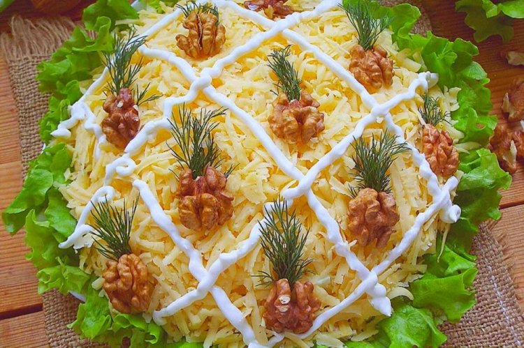 Layered Salad with Smoked Chicken and Pineapples