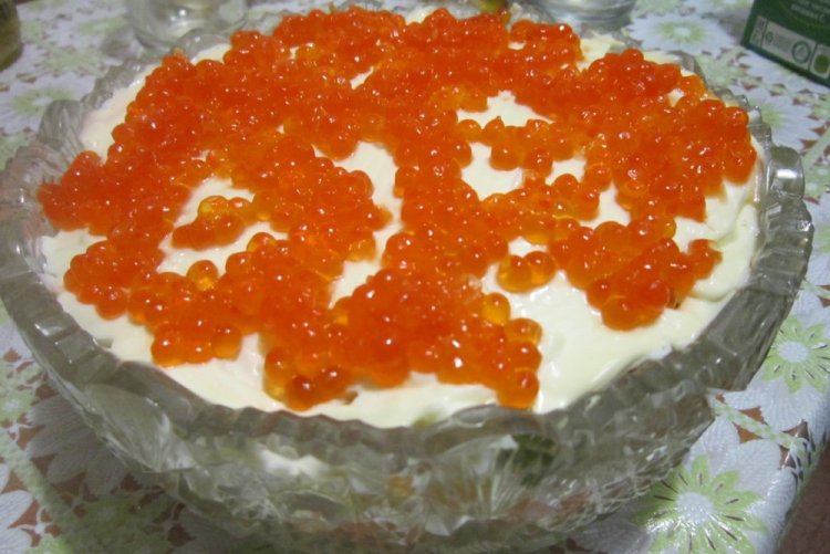 Diet Salad with Red Caviar
