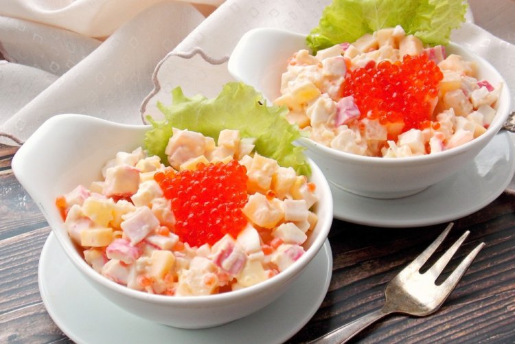 Salad with Crab Sticks, Red Caviar, and Cheese