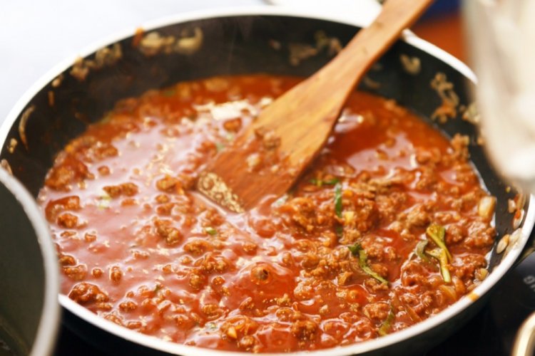 Salsa de carne para lasaña