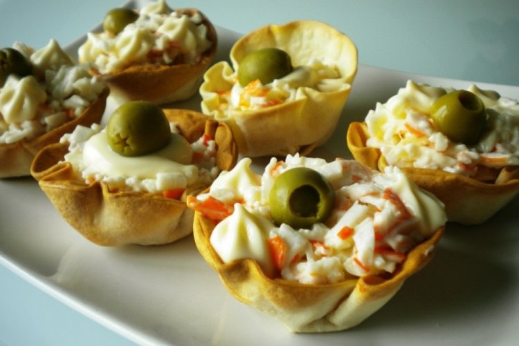 Tartaletas de lavash con palitos de cangrejo