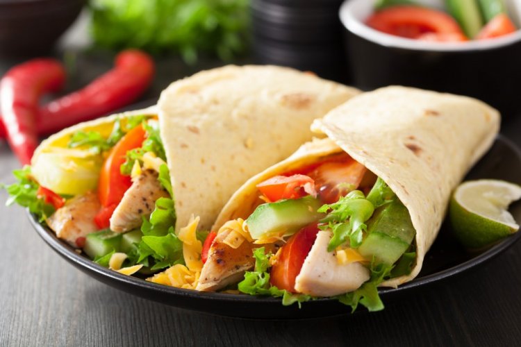 Chicken Tortilla with Vegetables and Cheese