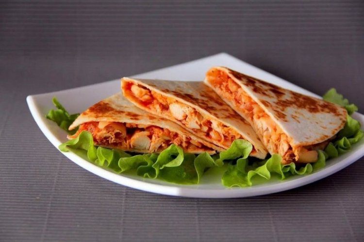 Chicken Tortilla in Tomato Sauce