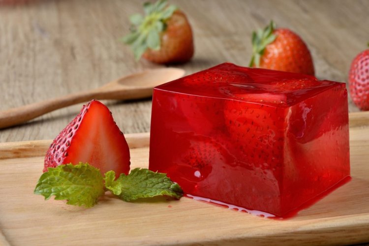 Strawberry Jelly with Agar-Agar