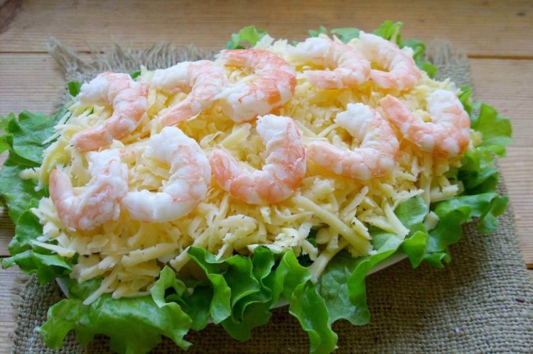 Layered Shrimp and Pineapple Salad