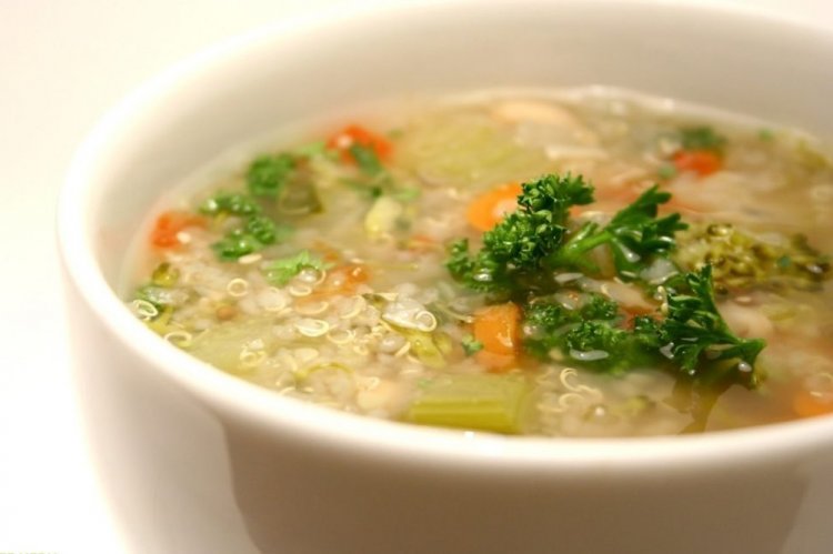 Lemon Chicken and Quinoa Soup