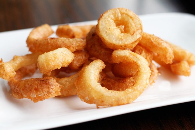Onion Rings in Kefir Batter