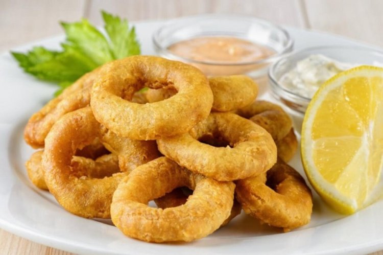 Marinated Onion Rings in Batter