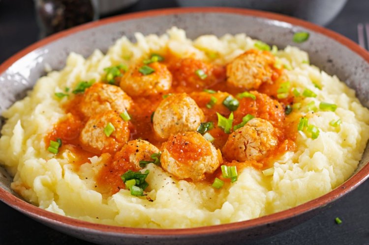 Meatball Gravy for Mashed Potatoes