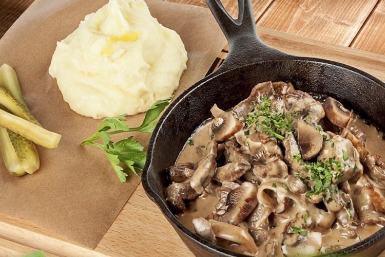 Mushroom Gravy with White Wine for Mashed Potatoes