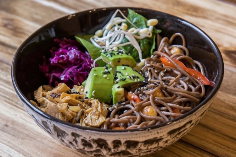 Noodle and Vegetable Bowl