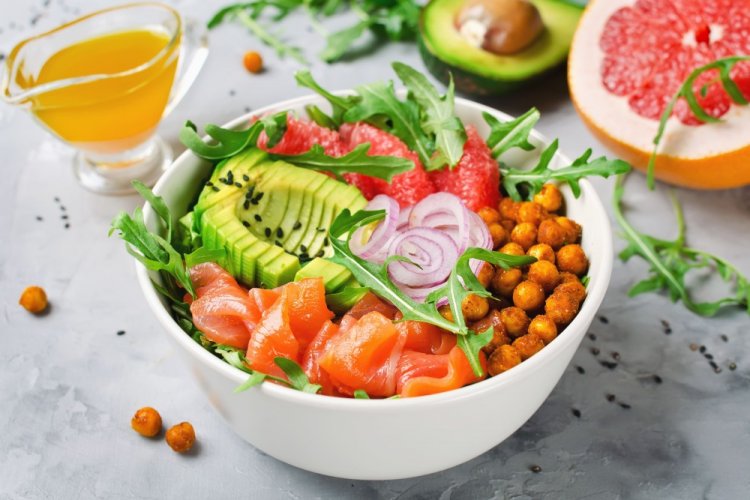 Chickpea and Salmon Bowl
