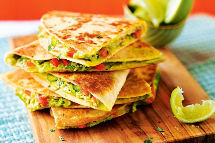 Tortilla with Red Fish and Guacamole