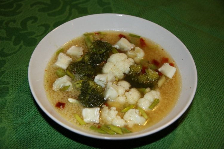Quick Broccoli and Couscous Soup