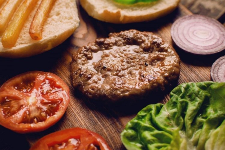 Burger Patties with Breadcrumbs