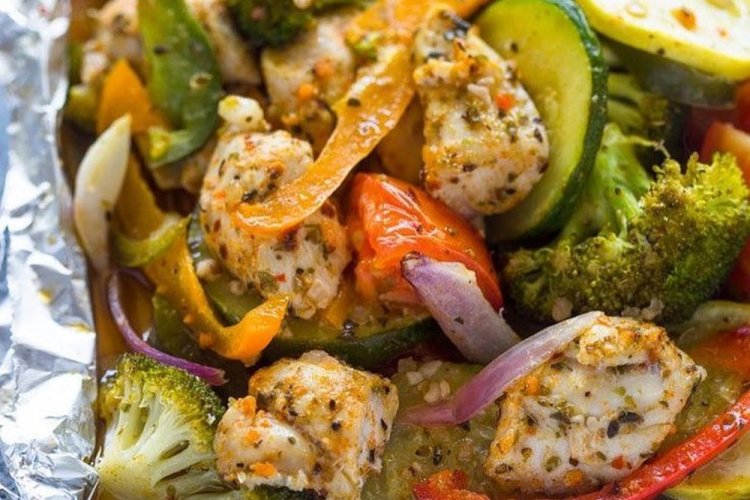 Chicken with Broccoli and Green Beans in the Oven