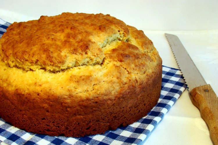 Cornbread in a Multicooker