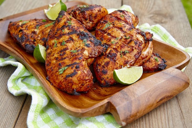 Grilled Chicken Fillet with Ginger and Lime