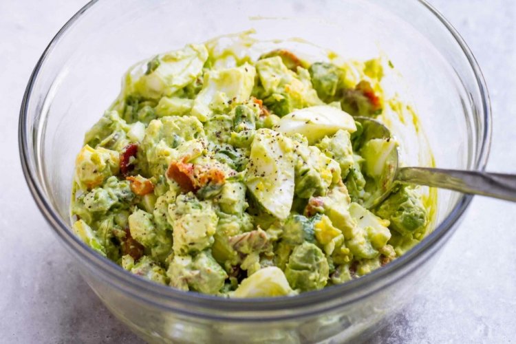 Keto Salad with Avocado and Eggs for Breakfast