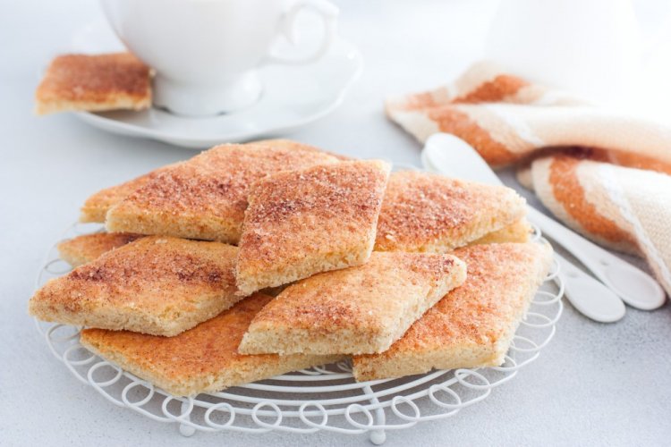 Zemelach Cookies with Cinnamon