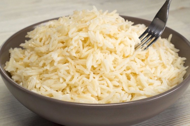 Fluffy Rice in a Skillet