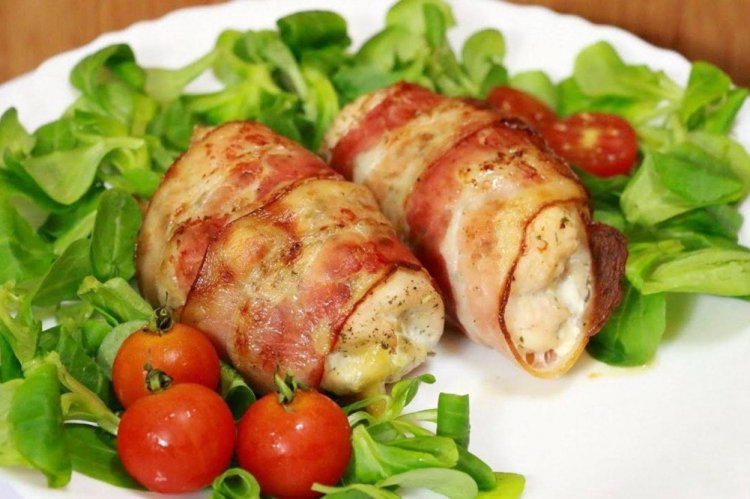 Chicken Rolls with Bacon in Air Fryer