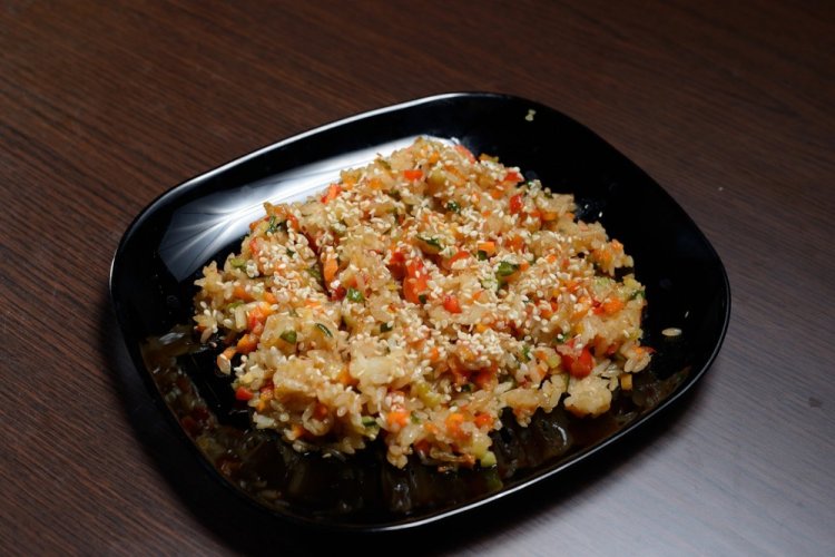 Chahan con pollo y verduras