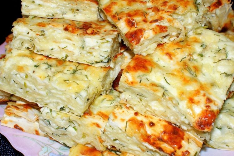 Achma de lavash con mozzarella
