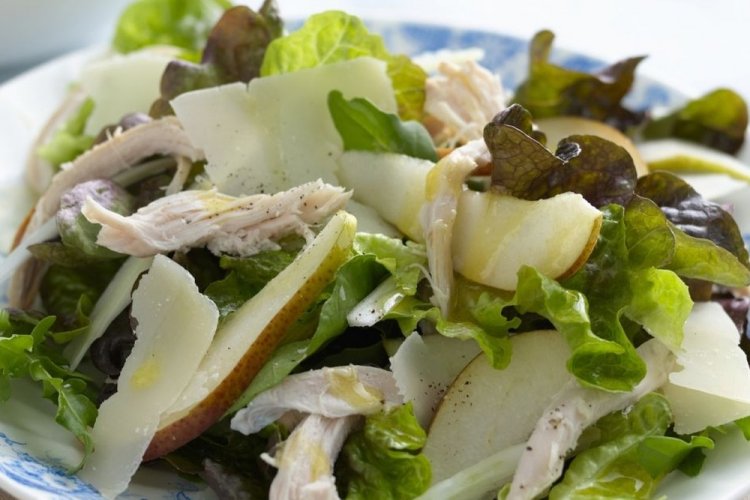 Pear and Smoked Chicken Salad