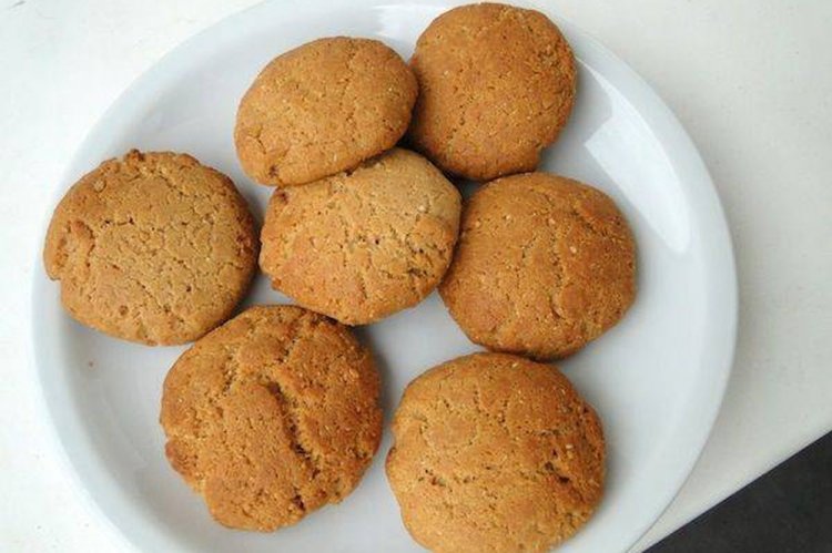 Spiced Protein Cookies