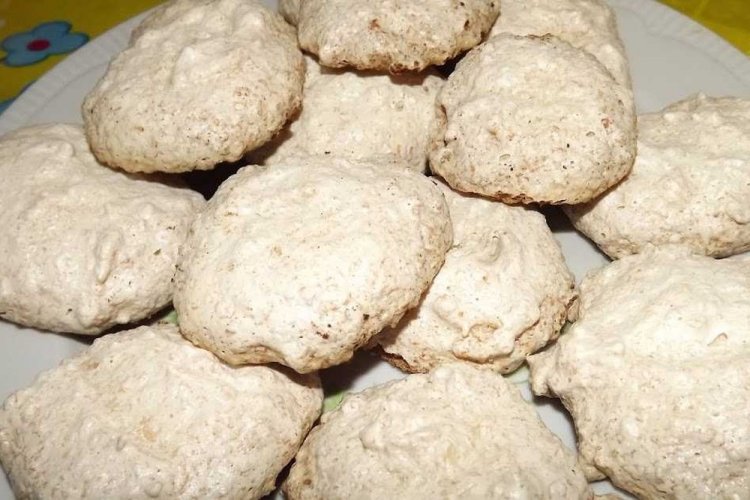 High-Protein Coconut Cookies