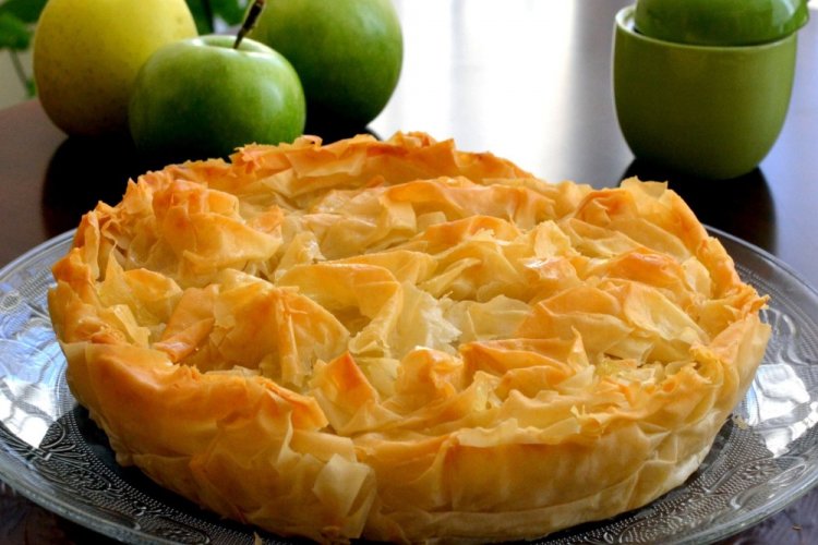 Apple Pie with Phyllo Dough