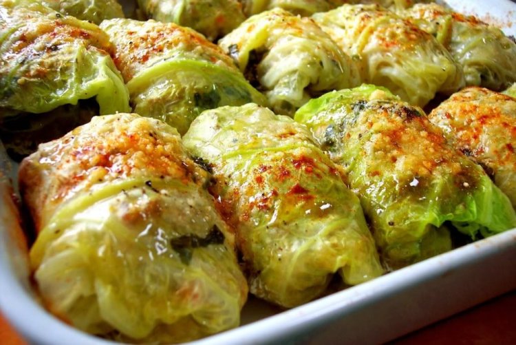 Savoy Cabbage Rolls in the Oven