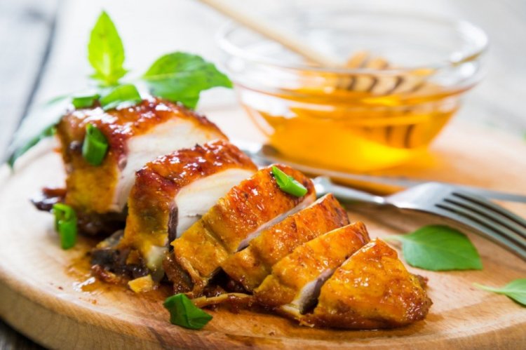 Baked Turkey Fillet in Honey-Mustard Marinade