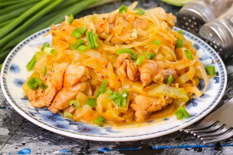 Turkey Fillet with Cabbage in the Oven