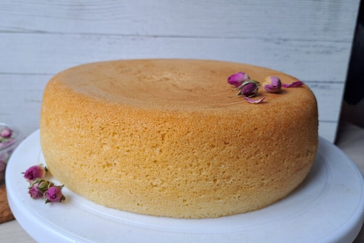 Chiffon Cake with Boiling Water
