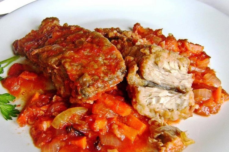 Pike Perch with Tomato Sauce in the Oven