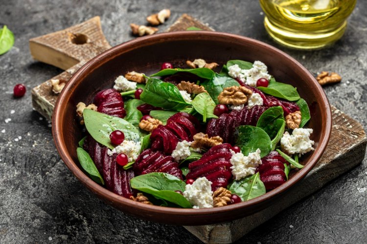 15 ensaladas originales de remolacha saludables