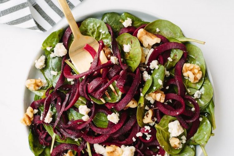 Healthy Beetroot, Feta, and Spinach Salad