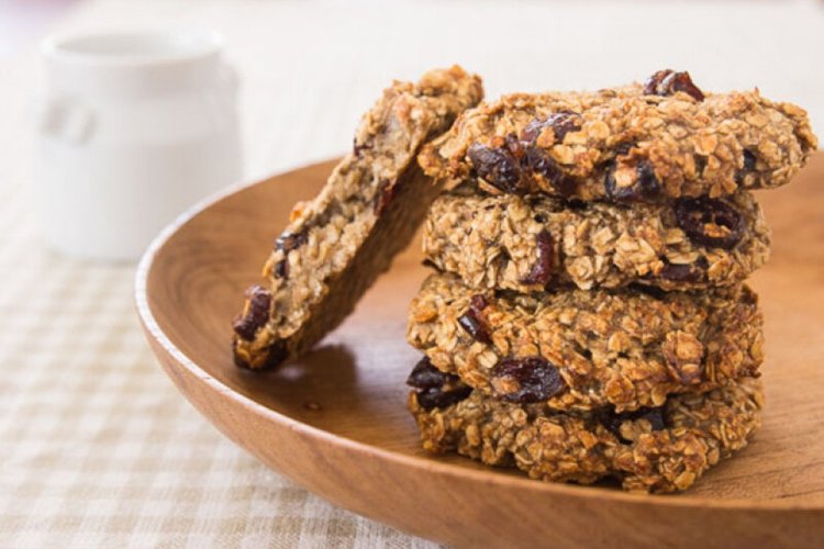 Galletas de avena saludables con frutos secos y nueces
