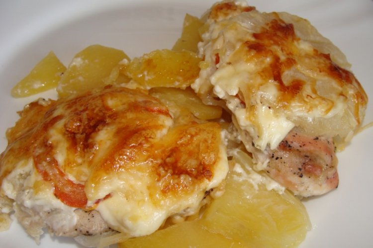 Chicken Fillet with Potatoes and Pineapples in the Oven